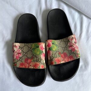 Gucci GG Blooms Supreme Floral Slide 100% Authentic